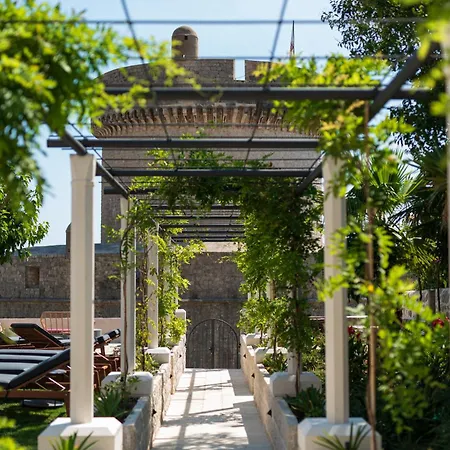 Heritage Villa Spindler By Duhomes-2